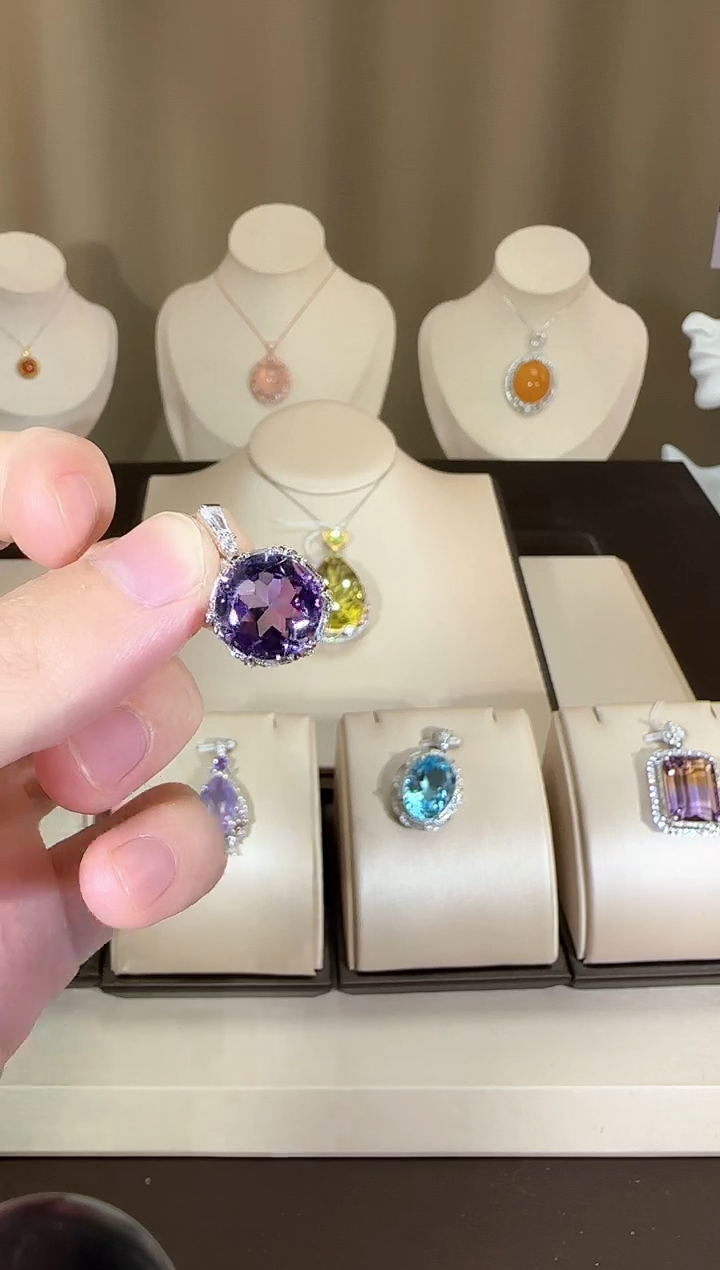 【闪购商品】紫晶颈饰银S925镶嵌13mm