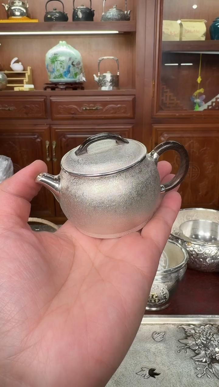 渔**晚足银精工手工汉瓦喷砂泡茶壶