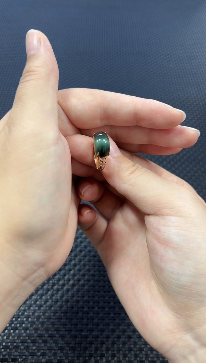 18K金镶嵌戒指和田玉（多样性发一件）闭口