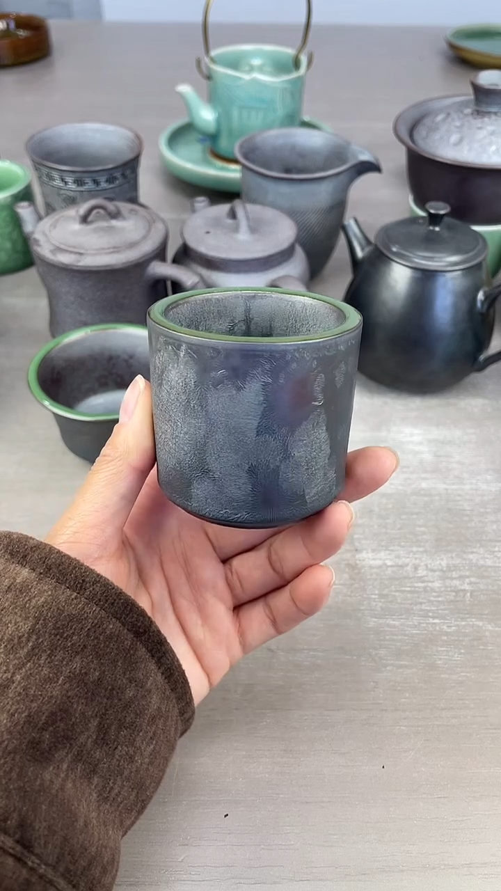 青瓷仓储福利清仓