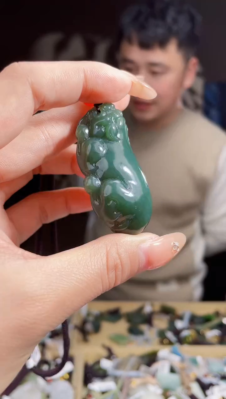 【闪购商品】和田玉颈饰未镶嵌拍一发一