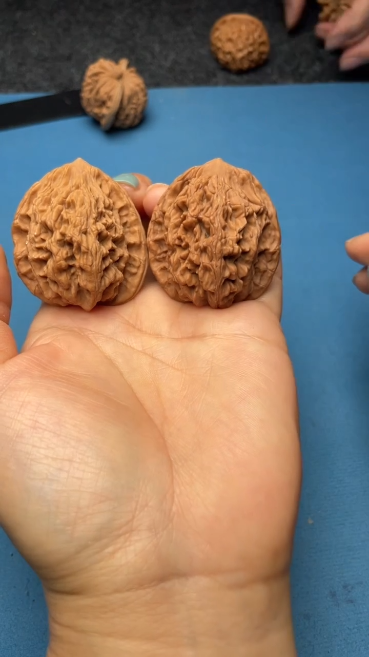 文玩核桃把件a100虎头40尺