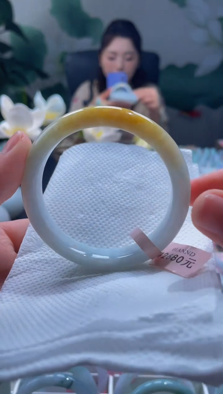 【闪购商品】翡翠手镯未镶嵌208手镯54.6