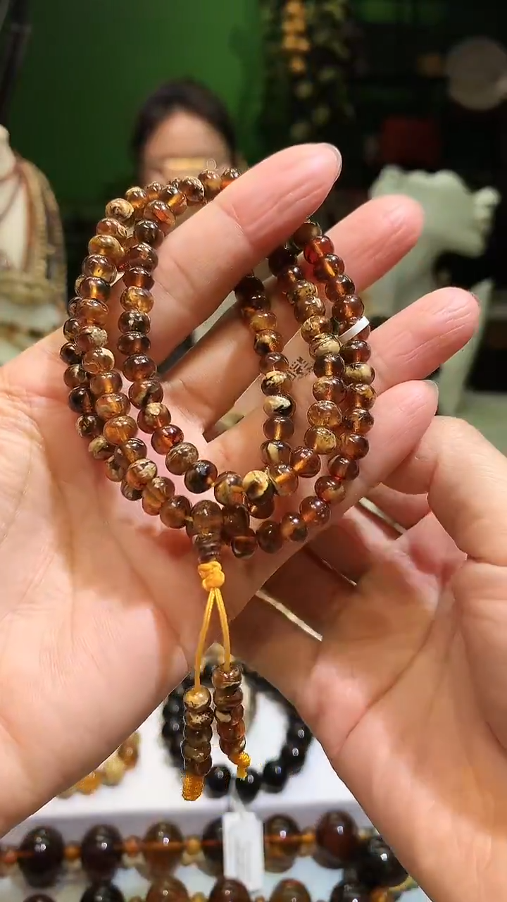 【闪购商品】琥珀裸石未镶嵌抚顺琥珀溶洞6+108