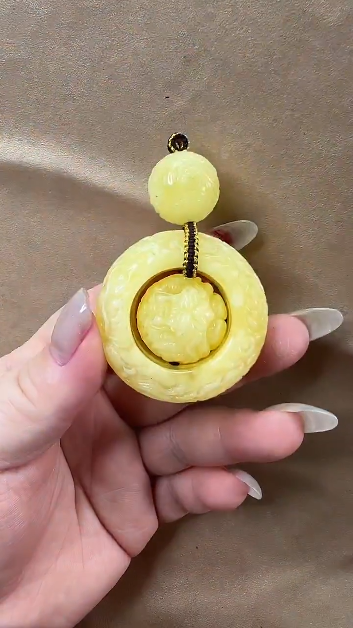 琥珀颈饰未镶嵌吊坠