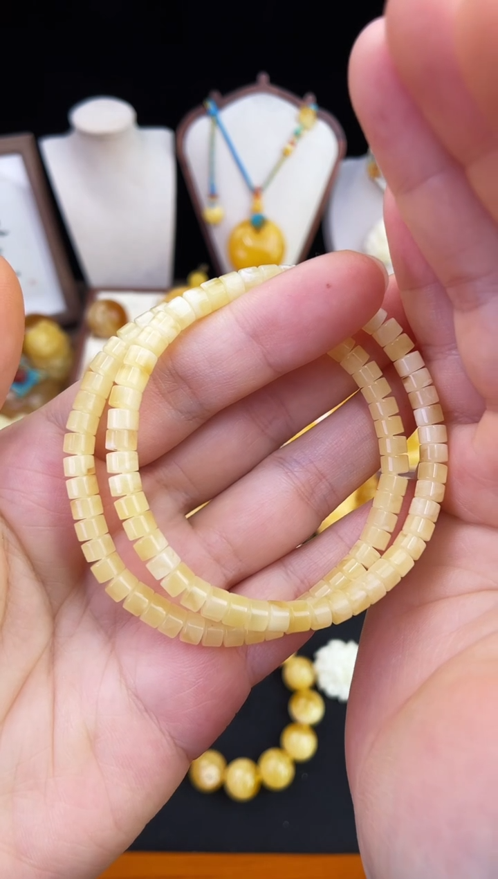 琥珀未镶嵌珠宝奇石多样性发其一