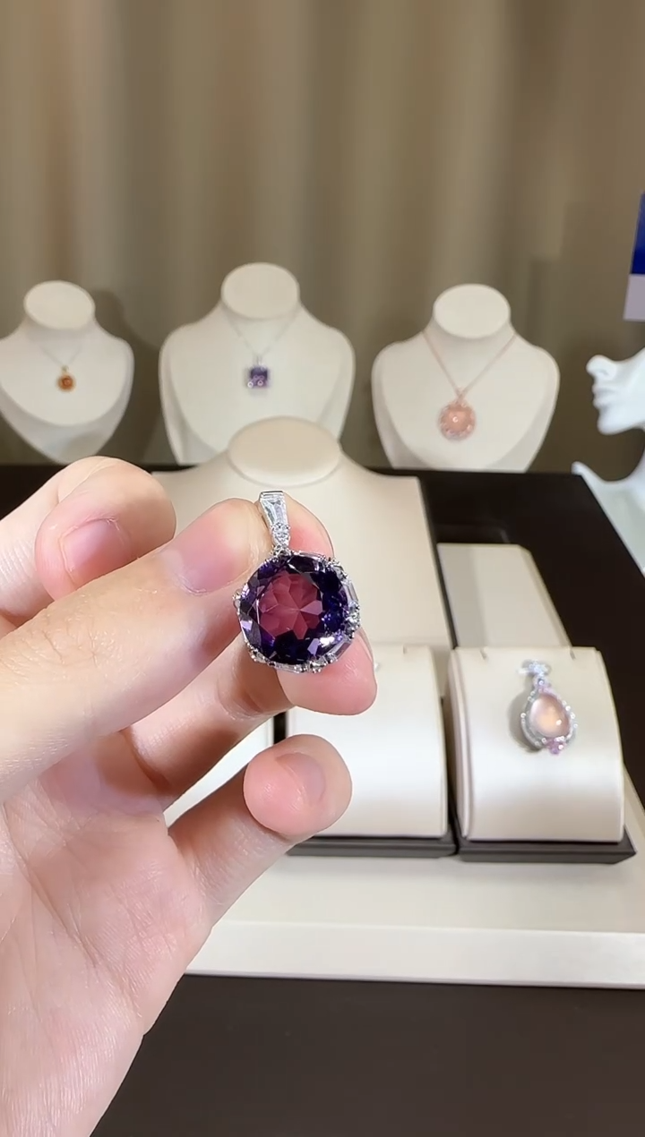 【闪购商品】紫晶颈饰银S925镶嵌13mm