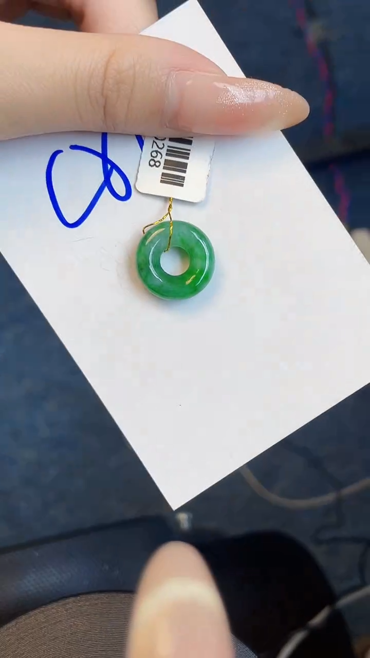 【闪购商品】翡翠颈饰未镶嵌00000000