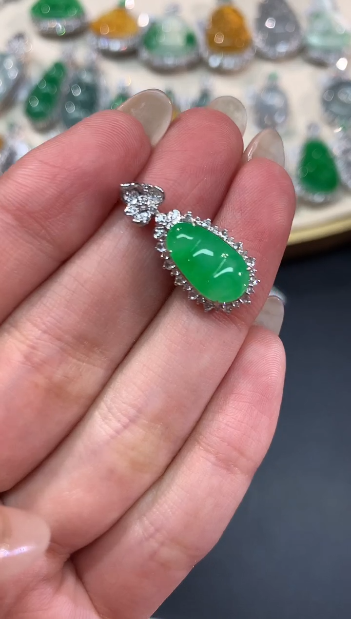 【闪购商品】翡翠吊坠(不含链)18K金镶嵌A71|7800