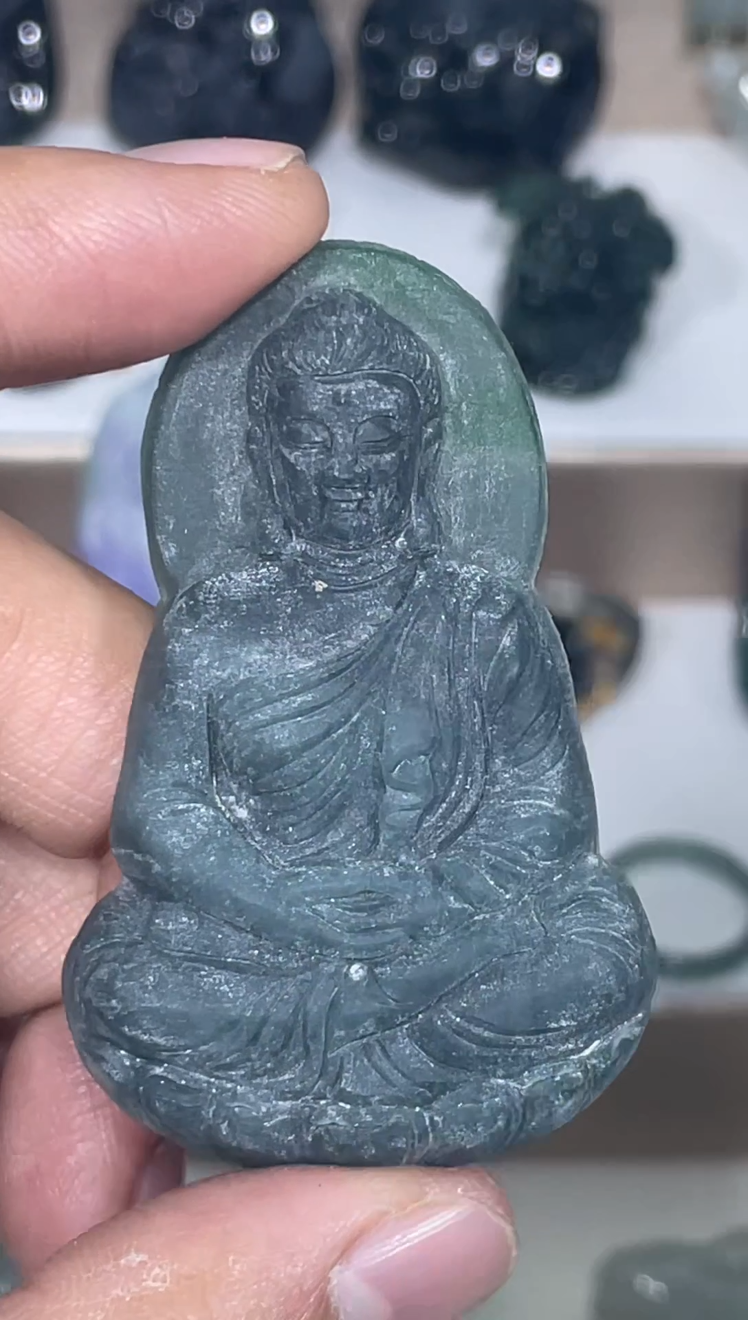 颈饰未镶嵌翡翠时**逝天然翡翠A货