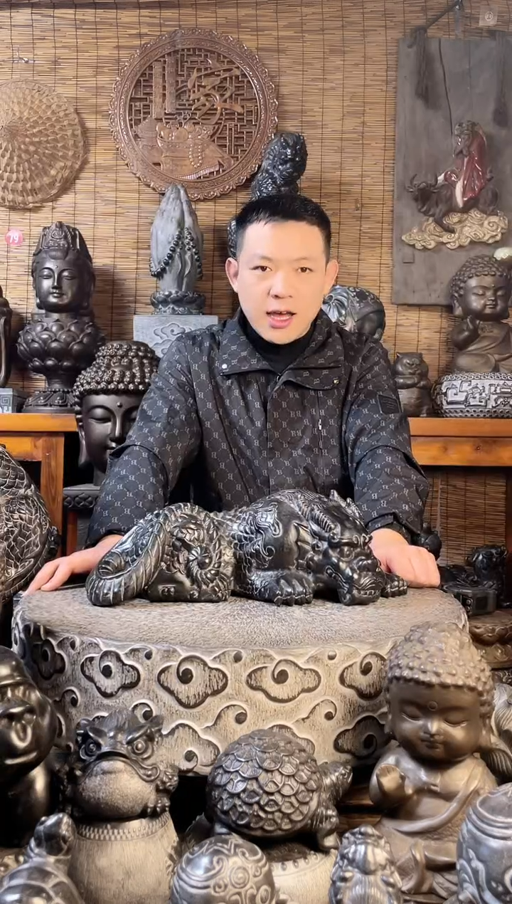 【闪购商品】45趴吸水兽天然青石雕刻