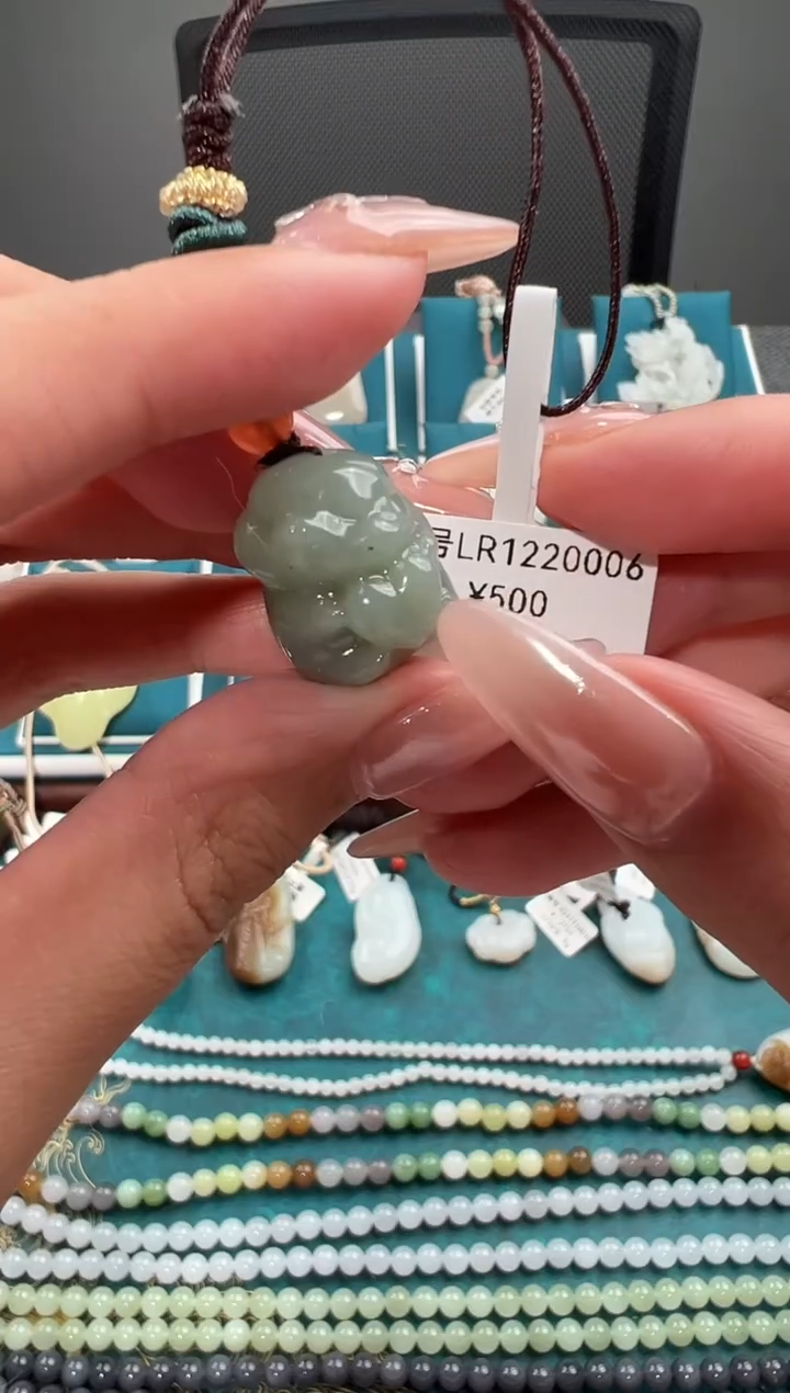 颈饰未镶嵌和田玉吊坠LR