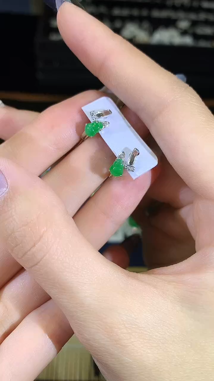 【闪购商品】翡翠耳饰18K金镶嵌翡翠耳饰YC