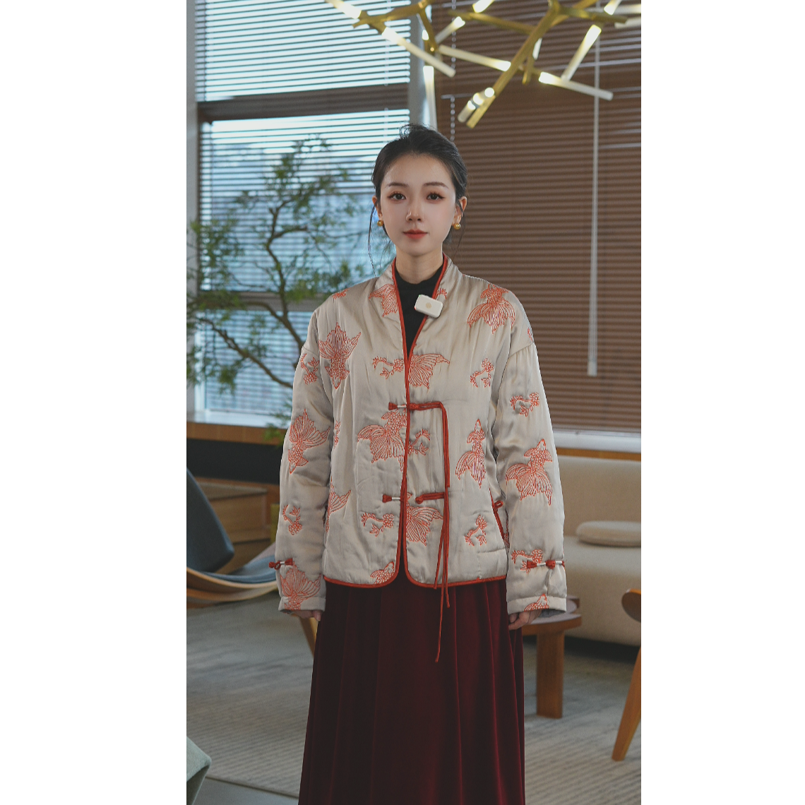 拾白新中式外套冬季新款原创国风女装改良唐装盘扣加厚棉服SU1581