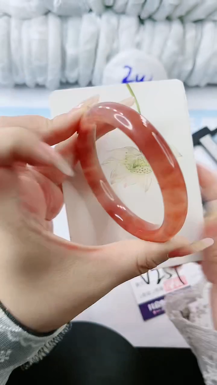 【闪购商品】石英质玉手镯未镶嵌 多样性发货V257