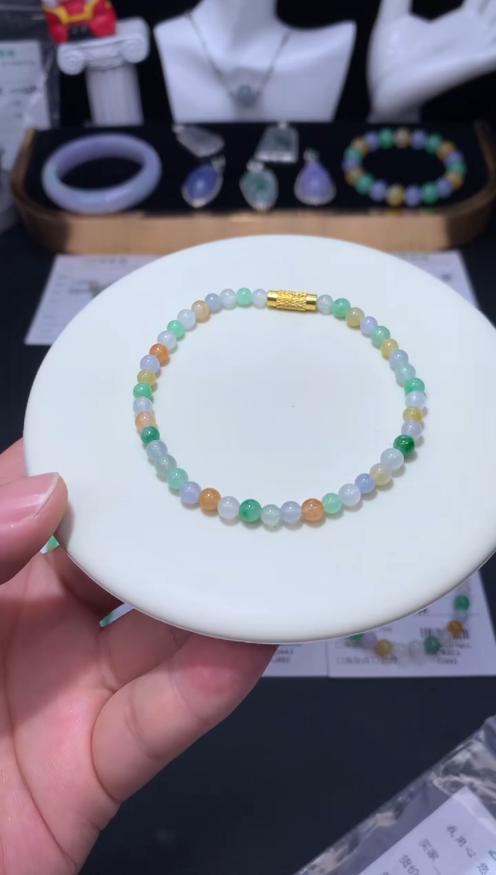 未镶嵌挂件翡翠48小时鉴赏期 退货不扣服务费