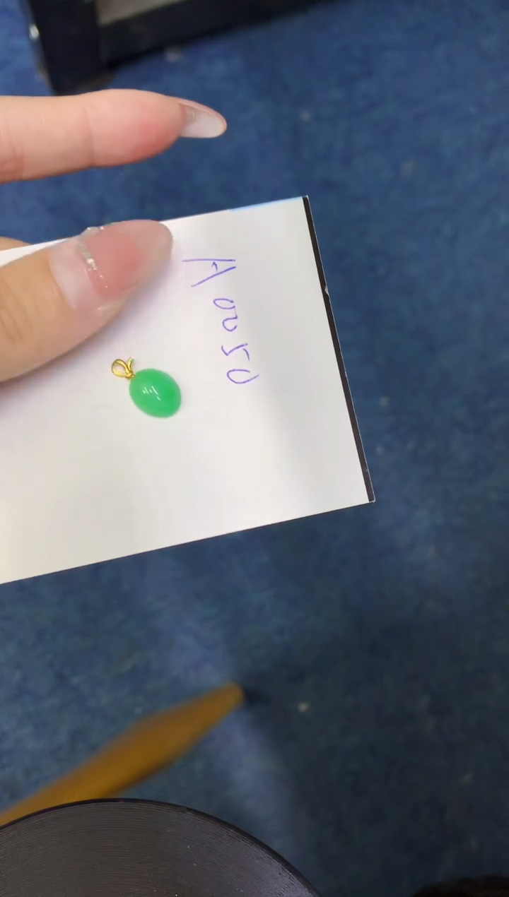 【闪购商品】翡翠颈饰18K金镶嵌000000000000