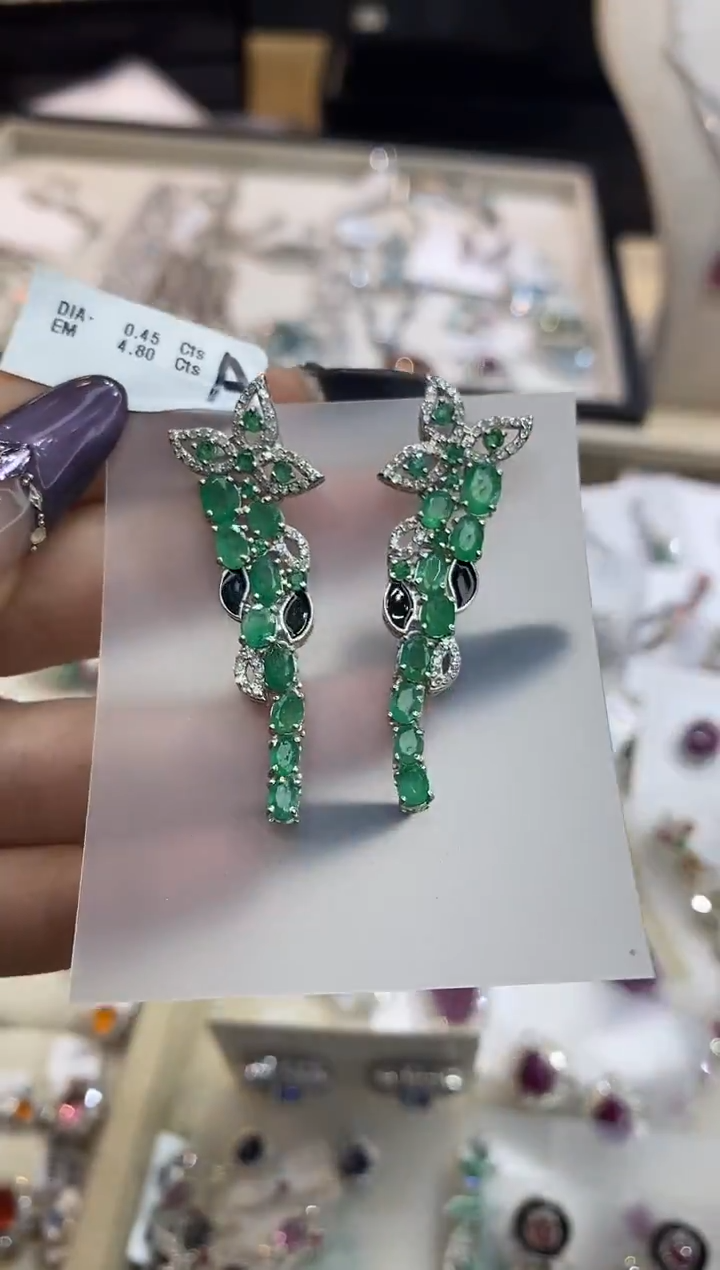 银S925镶嵌耳饰定制祖母绿楚楚珠宝中古甄选不退换