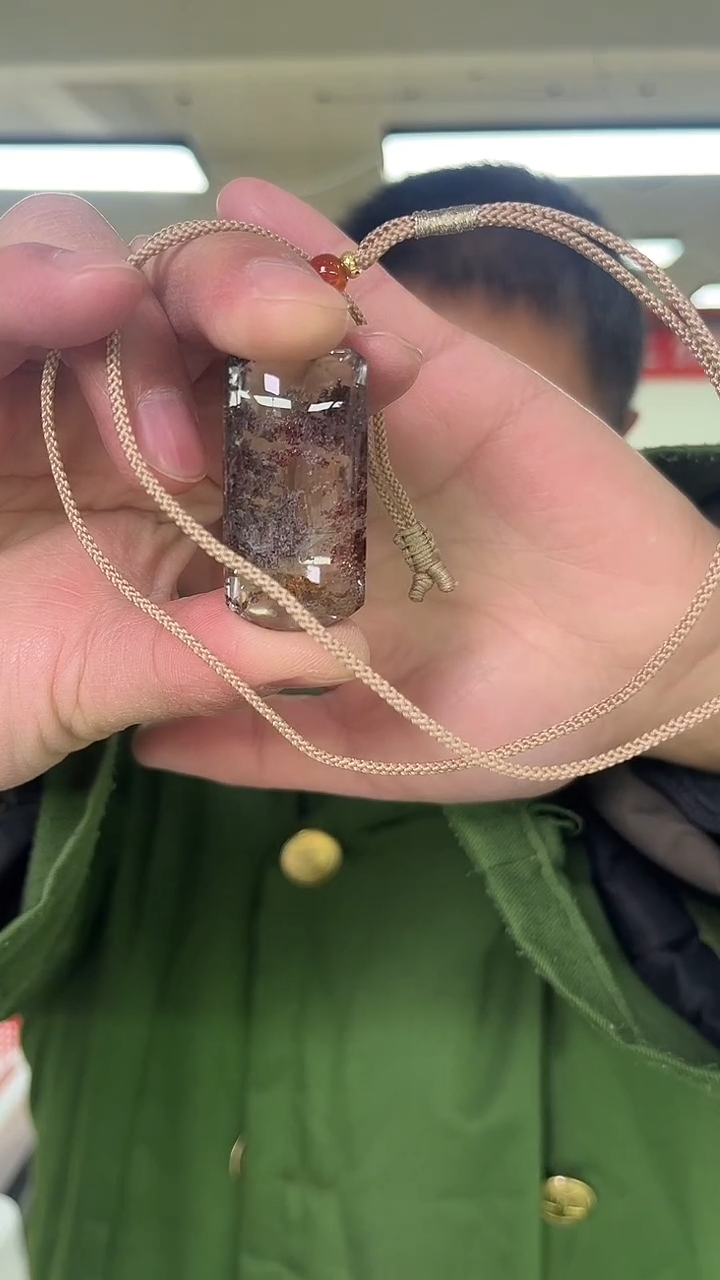 【闪购商品】水晶吊坠(赠链)未镶嵌天然幽灵无事牌多样性发一