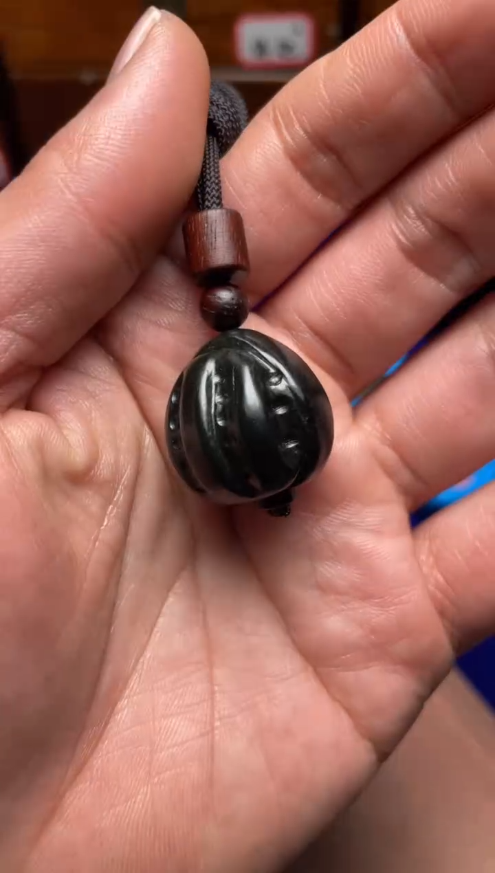 未镶嵌和田玉挂件夜*和田玉