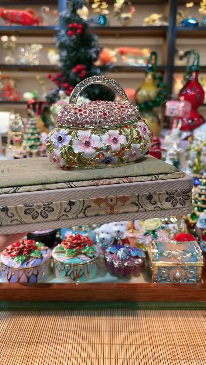 【闪购商品】 珐琅彩精致首饰盒