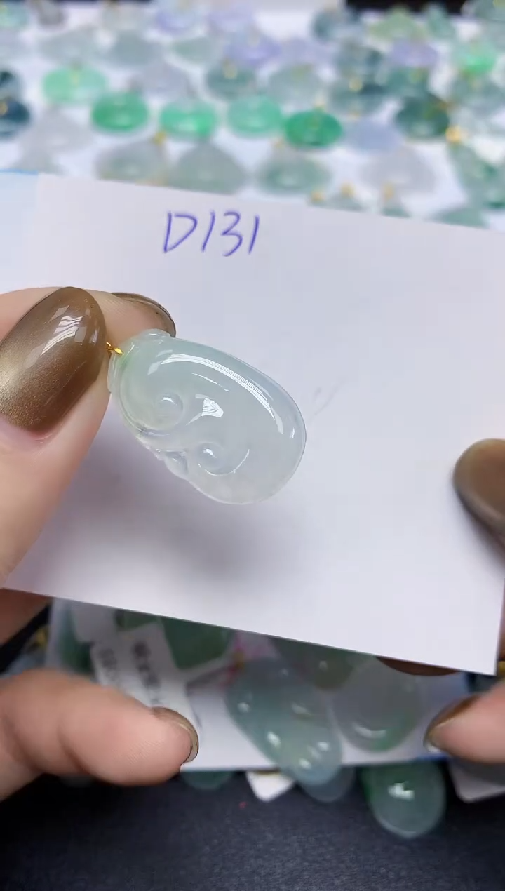 颈饰未镶嵌翡翠天然缅甸翡翠A货翡翠百元以上9元证书费自理