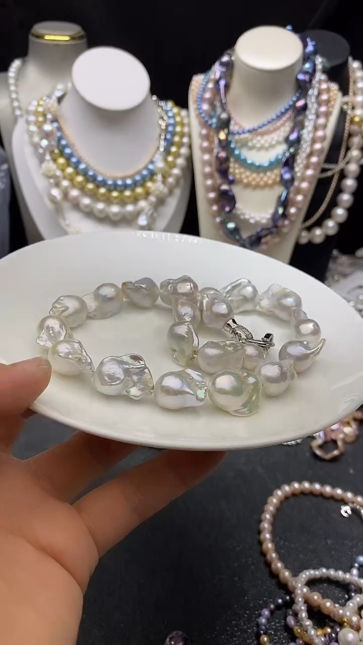 颈饰未镶嵌淡水珍珠多人