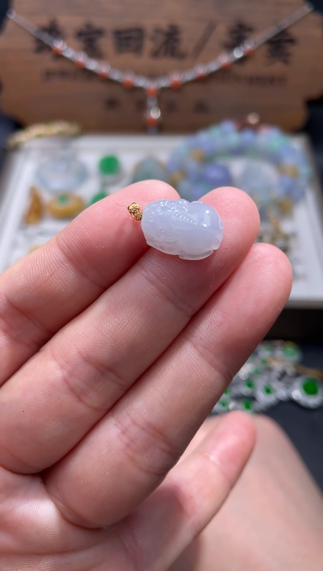 【闪购商品】翡翠颈饰18K金镶嵌22...........