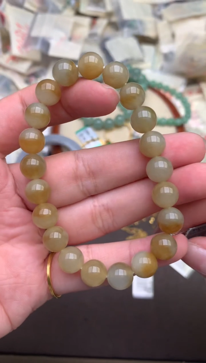 翡翠挂件未镶嵌 —  
