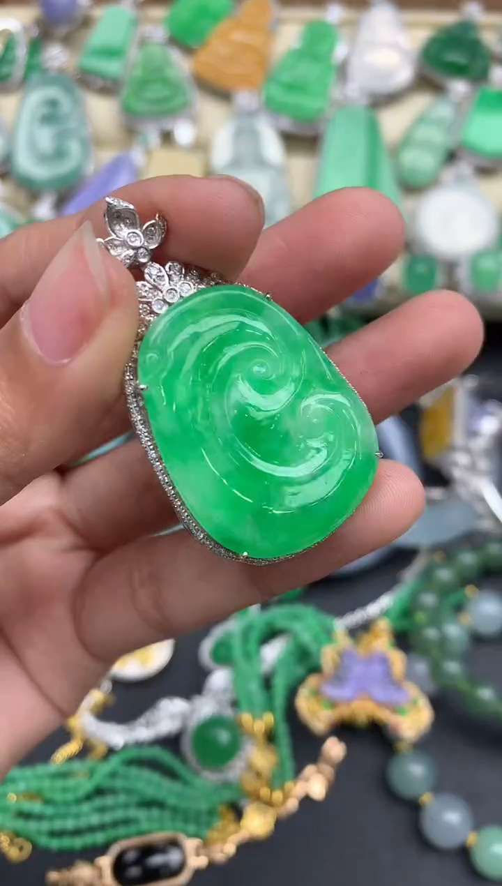 【闪购商品】翡翠颈饰18K金镶嵌434-中国好珍宝