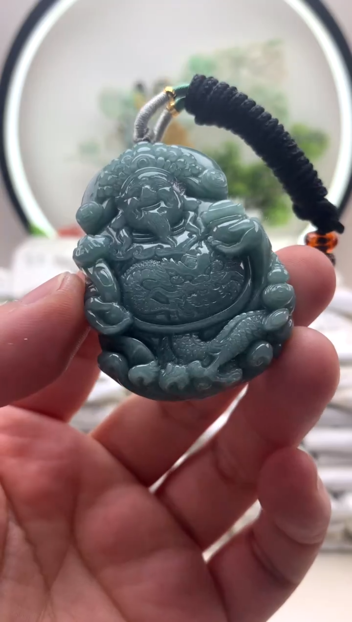 颈饰未镶嵌翡翠财神