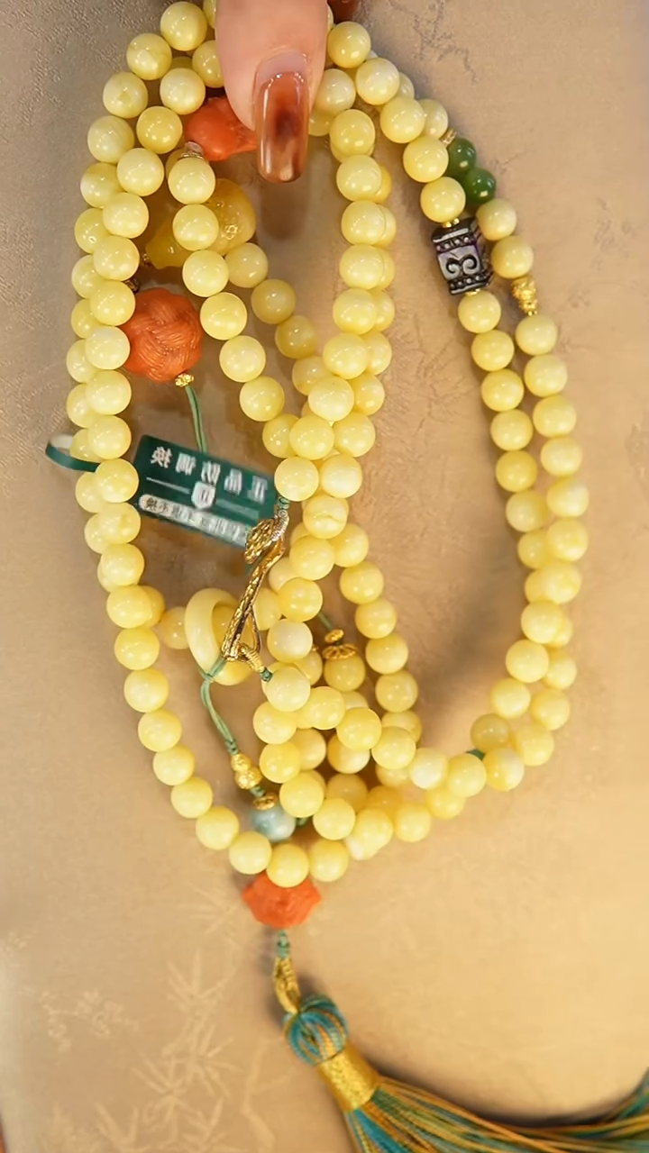 【闪购商品】琥珀颈饰未镶嵌颈饰