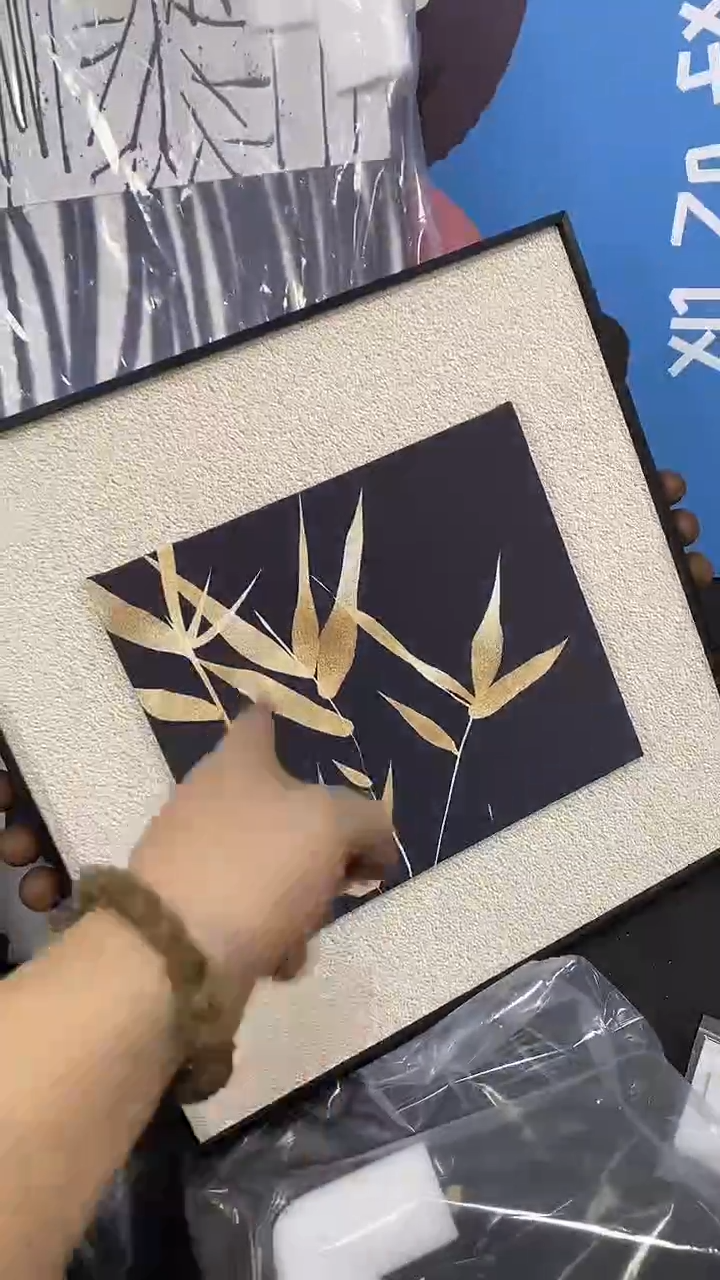 仓库清货，默认瑕疵，完美主义者慎拍。