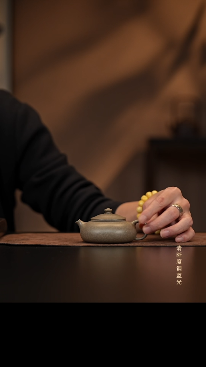 允禾斋 紫砂壶  寒江 蟹壳青段