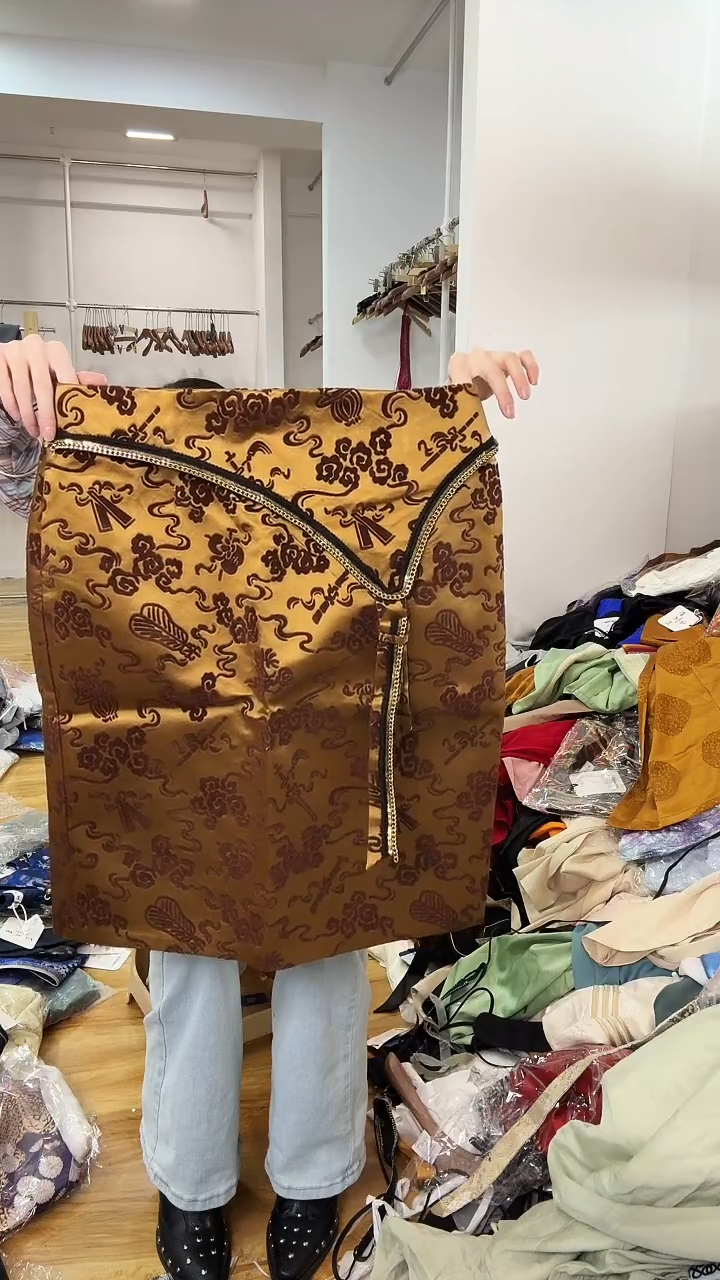 XL码     120-130斤