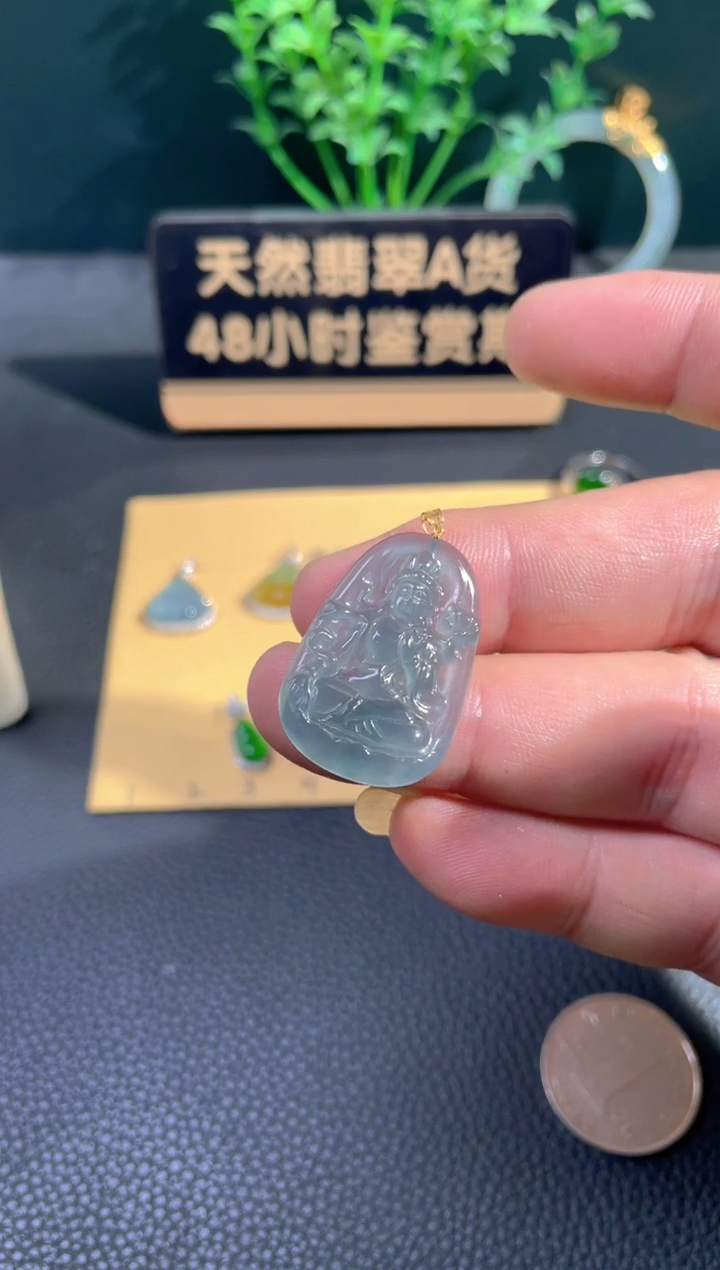 颈饰18K金镶嵌翡翠夏*夏翡翠