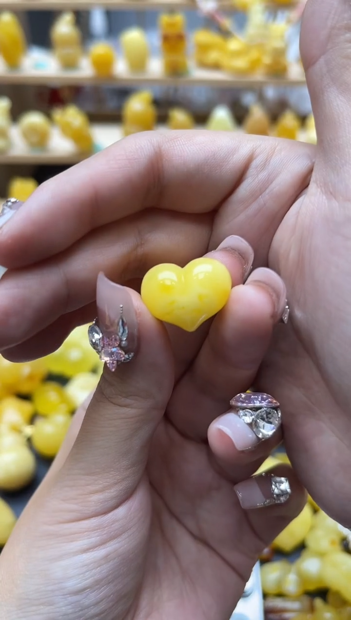 琥珀未镶嵌珠宝奇石010琥珀蜜蜡微瑕