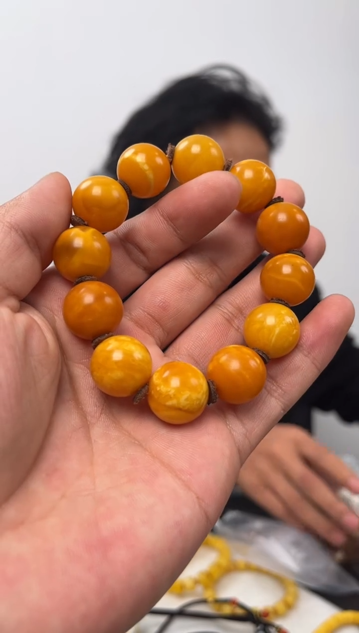 【闪购商品】蜜蜡手串未镶嵌噶玛家天然蜜蜡