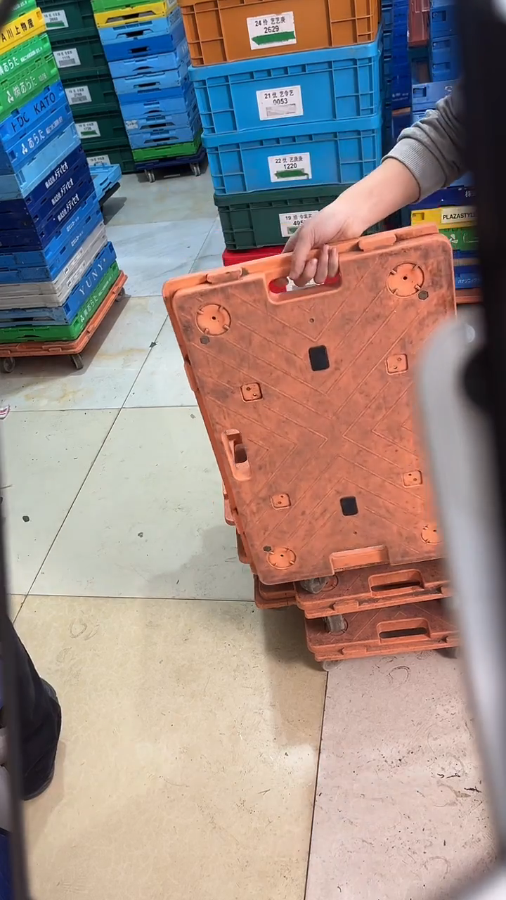 厚款努**然家用五金工具小车一个脏