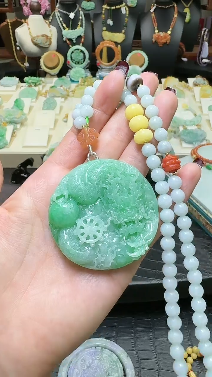 【闪购商品】翡翠颈饰未镶嵌天然翡翠龙牌