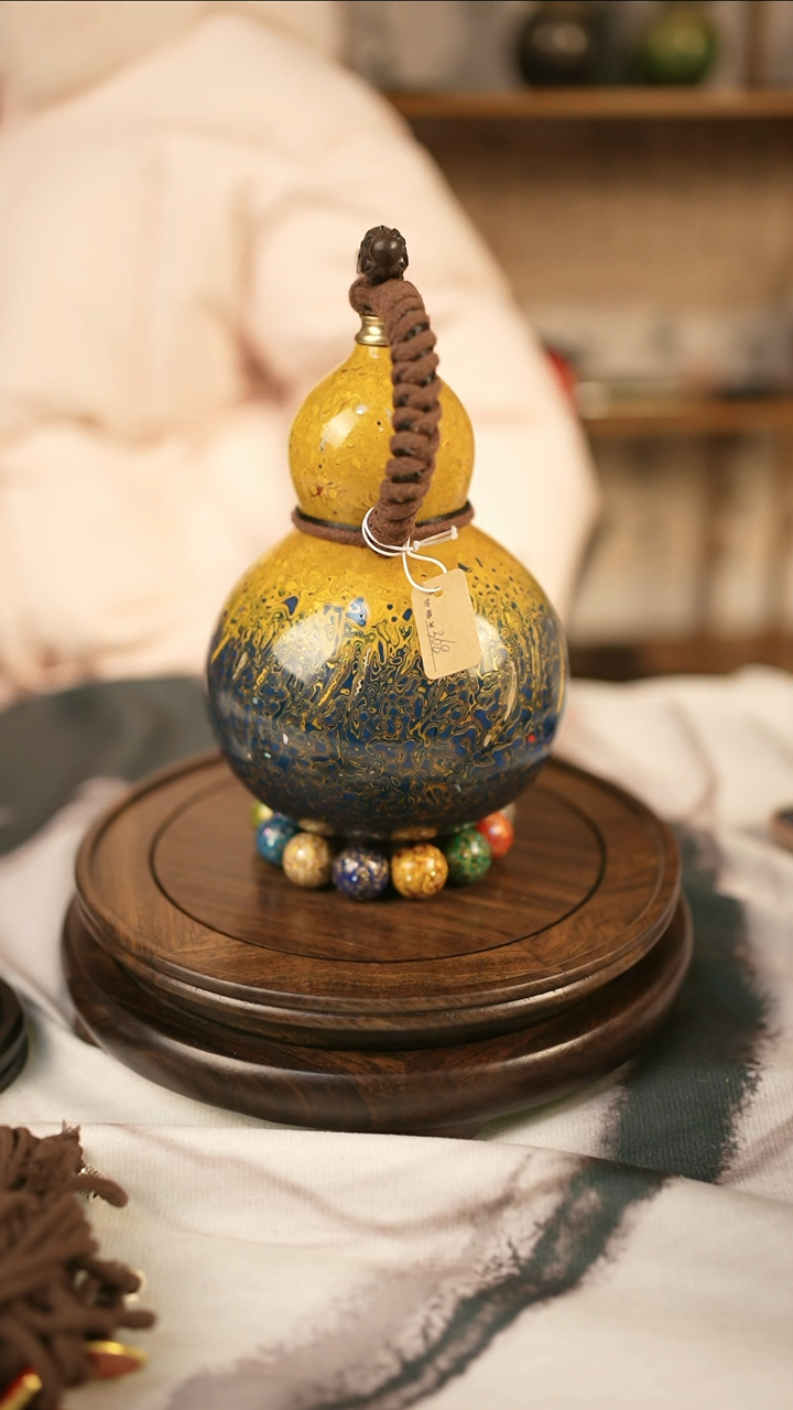 【闪购商品】040精品大漆酒葫芦送漏斗网兜底座