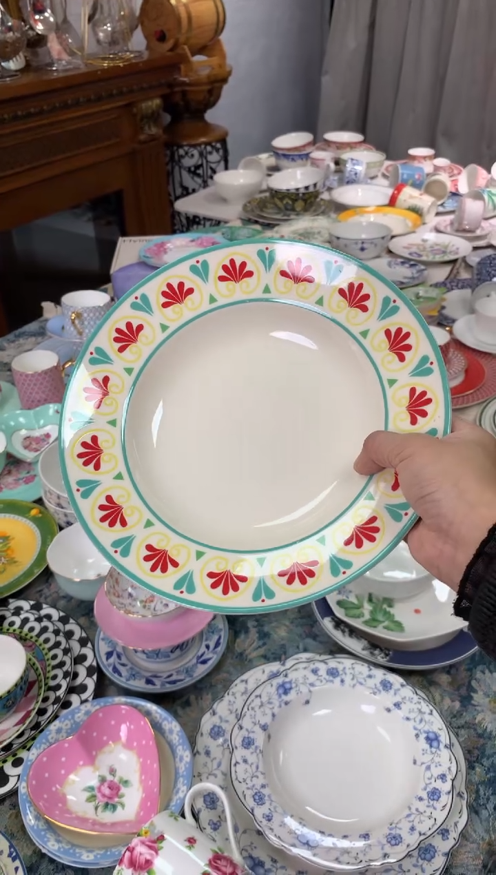 【闪购商品】瓷片陶瓷原单CC504餐具1个汤盘