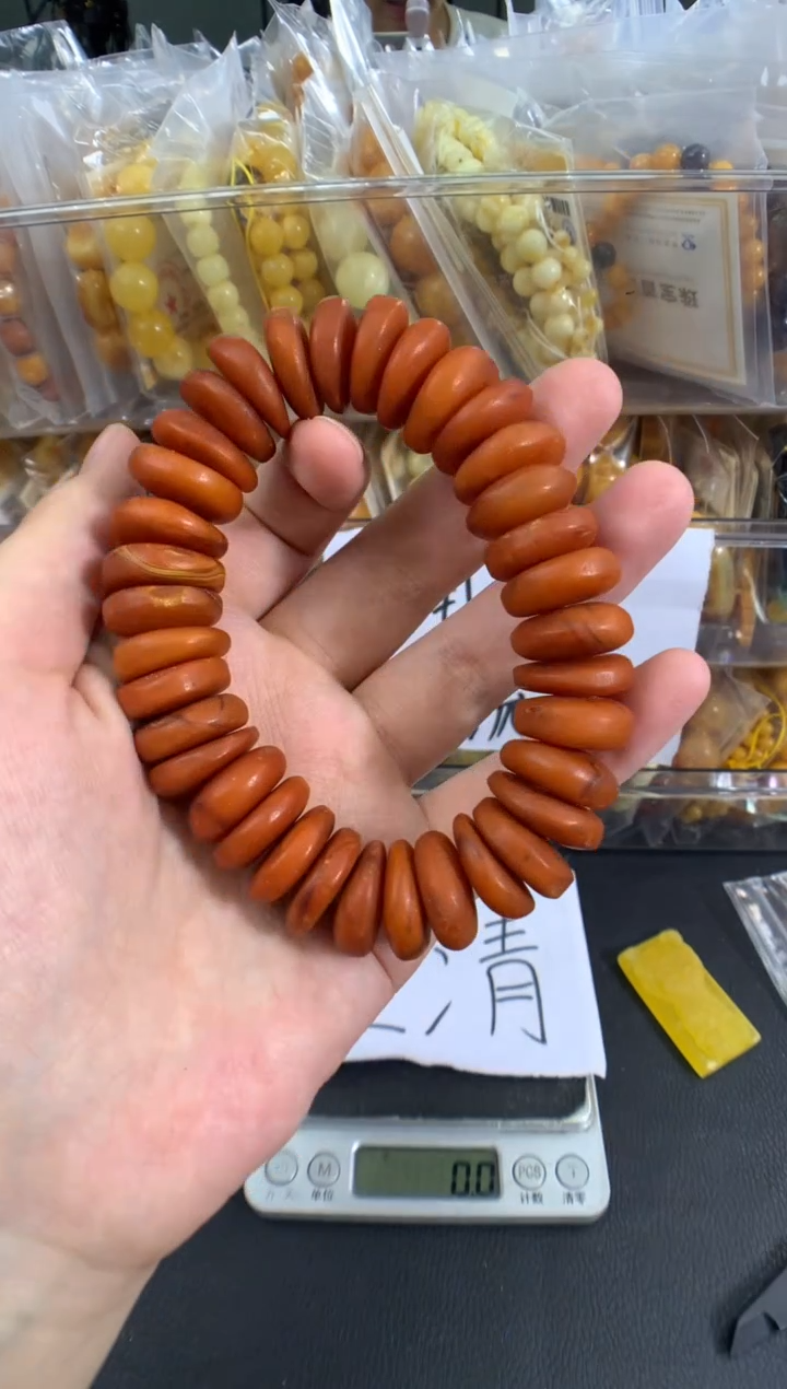 蜜蜡未镶嵌珠宝奇石1