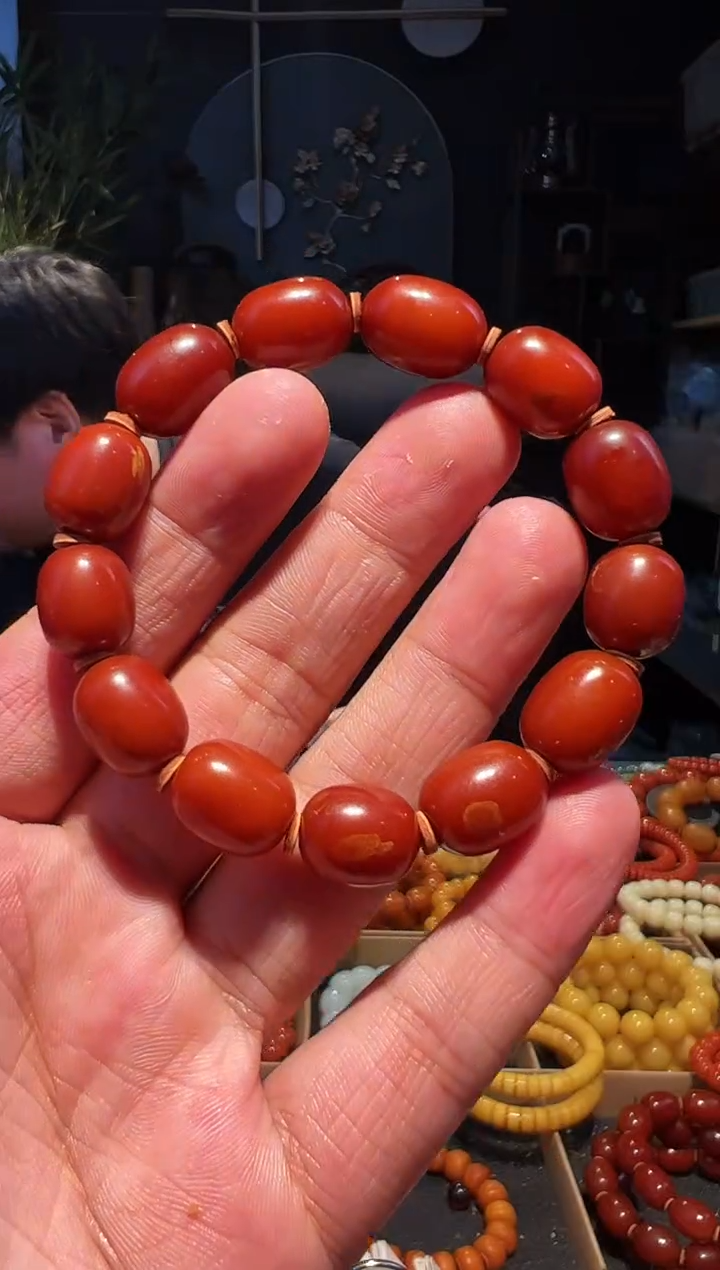 未镶嵌蜜蜡手串单圈12左右