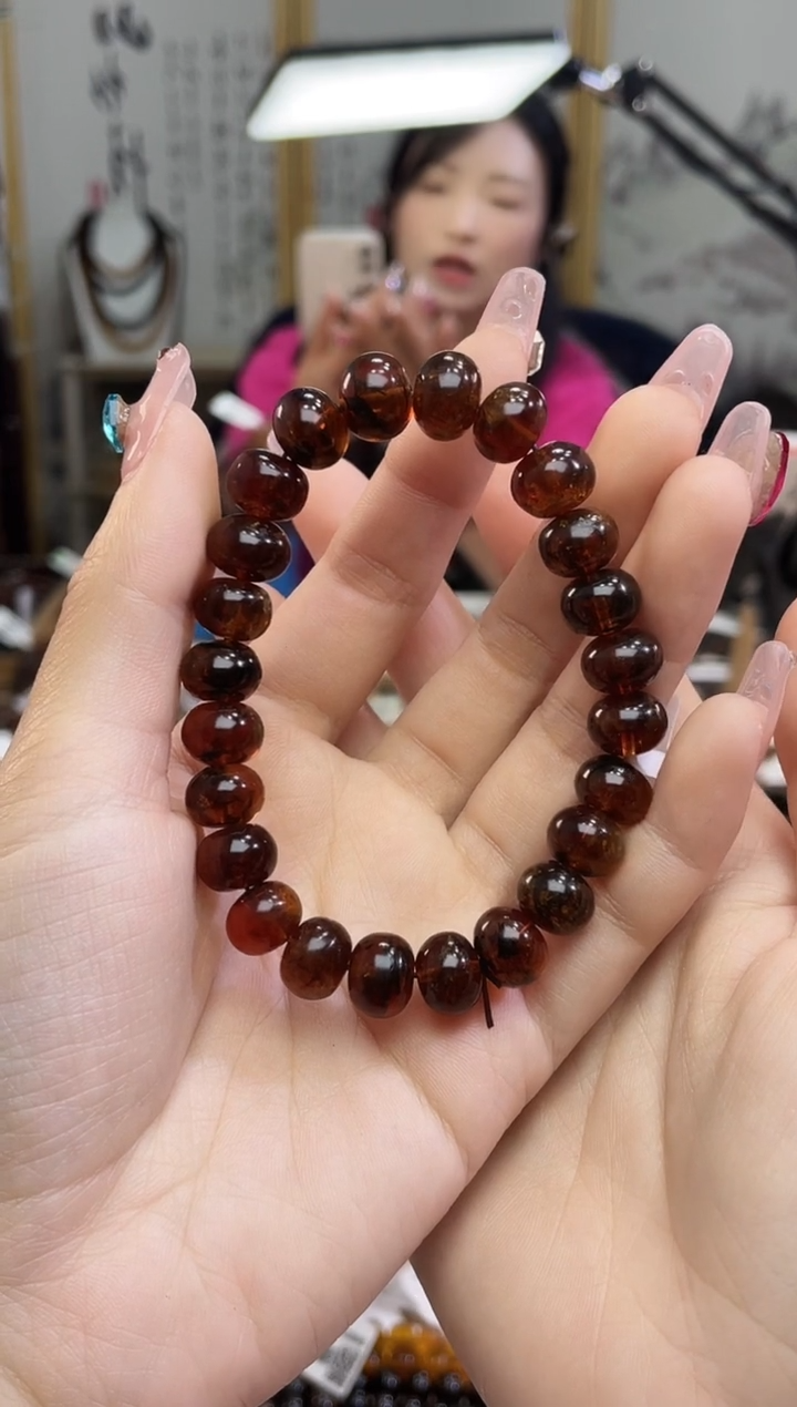 【闪购商品】琥珀裸石未镶嵌10+血珀手串