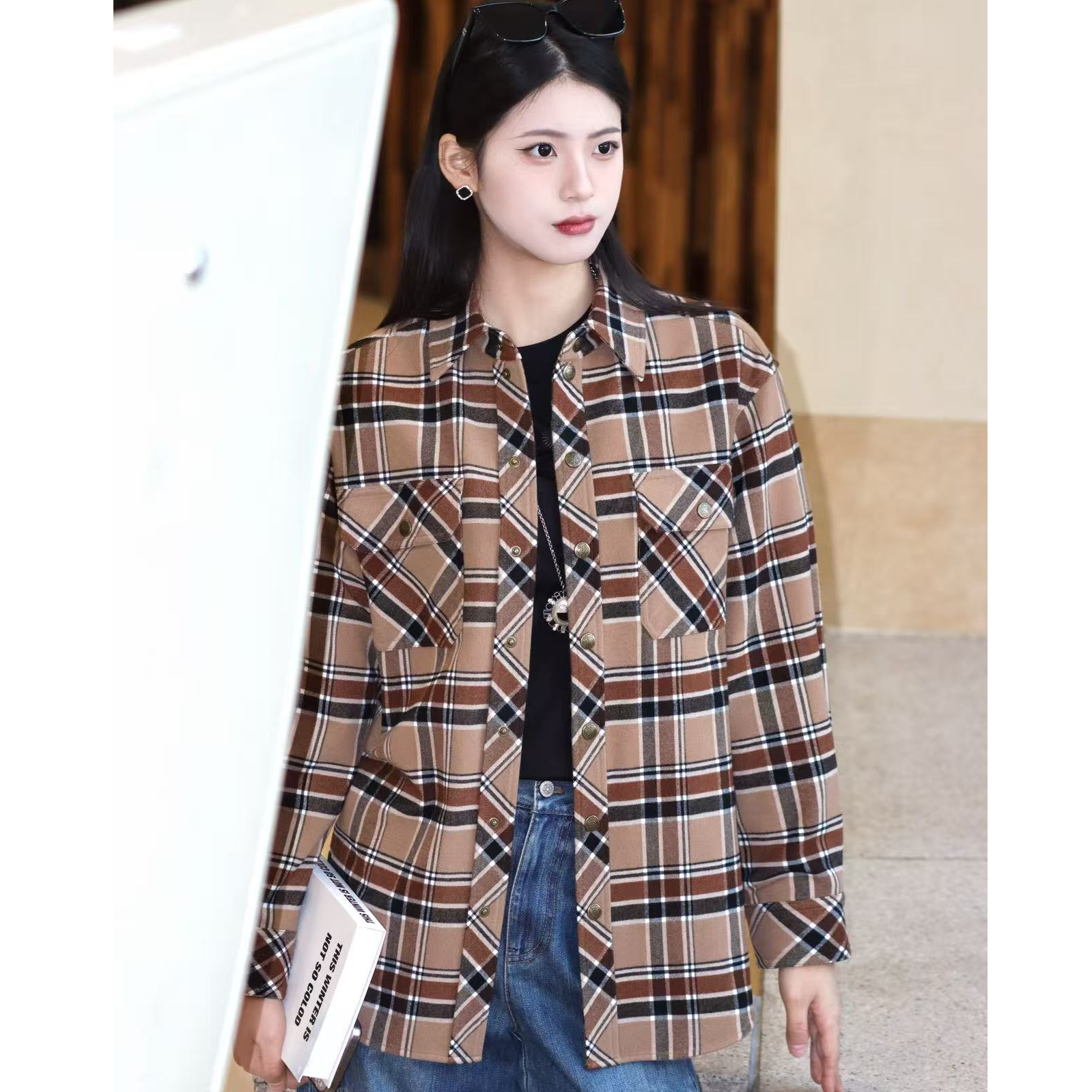 GIRDEAR/哥弟1301058 新款女士休闲时尚百搭显瘦宽松格纹长袖衬衫