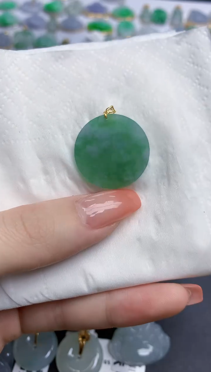 【闪购商品】翡翠颈饰18K金镶嵌天然缅甸翡翠A货