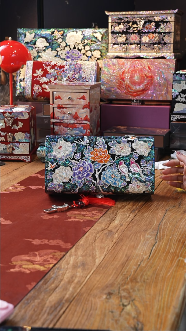 【闪购商品】瓷片豆包儿的星耀家