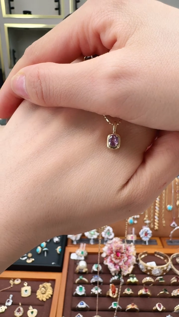 【闪购商品】蓝宝石吊坠(不含链)18K金镶嵌紫色蓝宝