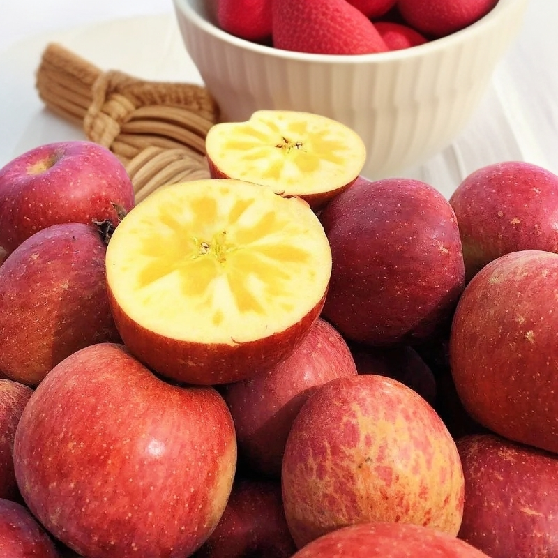 唯鲜时分云南昭通高原丑苹果新鲜现摘脆甜多汁冰糖心水果
